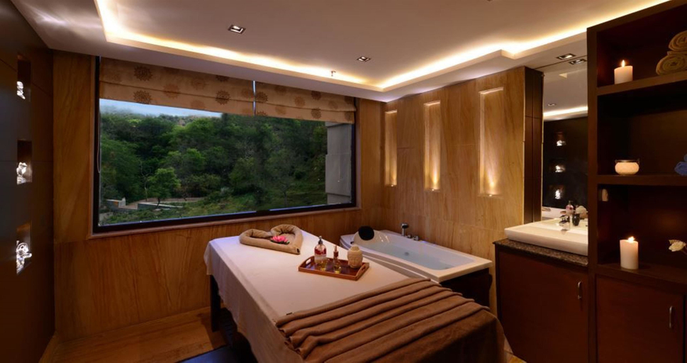 Sport & Beauty 4, Golden Tulip Chandigarh - Panchkula, Panchkula