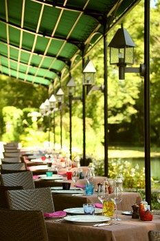 Food & Drinks