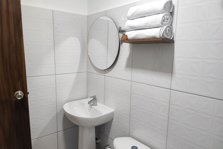 Bathroom 4, Ayenda Hotel Helenas, Manaure