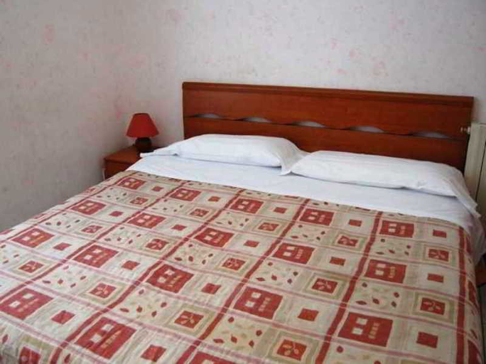 Others 2, B&B Pitagora, Rome