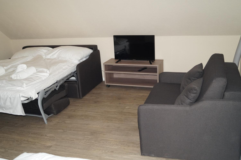 Bedroom 2, Hotel Tini, Heidekreis