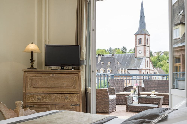 Bedroom 2, Hotel Restaurant Le Bristol, Bas-Rhin