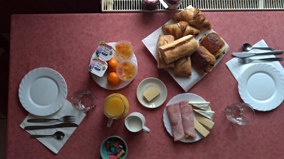Food & Drinks 5, chambres d'hotes Lagarde, Moselle