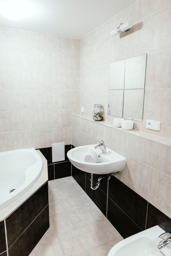 Bathroom 5, Apartments Zelny Trh II, Brno