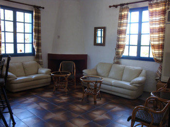 Lobby Sitting Area, Oasis Hotel Bungalows Rodos, South Aegean
