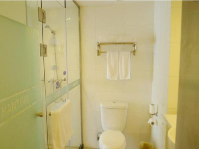 Bathroom 3, Hanting Hotel Changchun Hongqi Street Wanda, Changchun