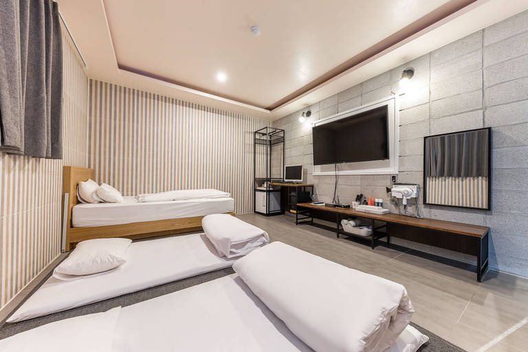Bedroom 4, Black Pearl Gongju, Gongju