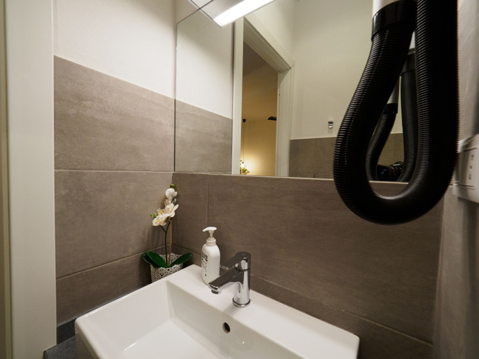 Bathroom 4, Camaella Luxury Studio, La Spezia