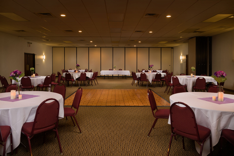 Business Facilities 4, Days Inn Altus, Jackson
