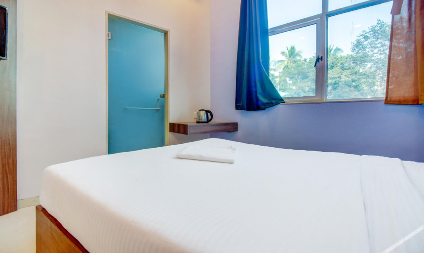 Bedroom 3, Hotel Nirvana Grace, Mumbai Suburban