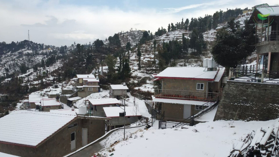 Exterior & Views 2, Shubham Holidays Home, Nainital