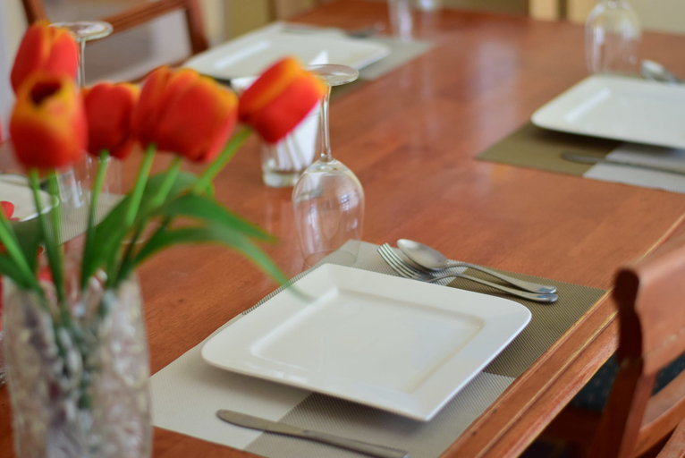Food & Drinks, 254 Airport Inn, Mavoko