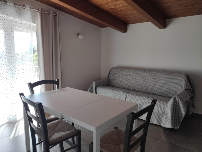 Others 4, Le Bisceglie, Salerno