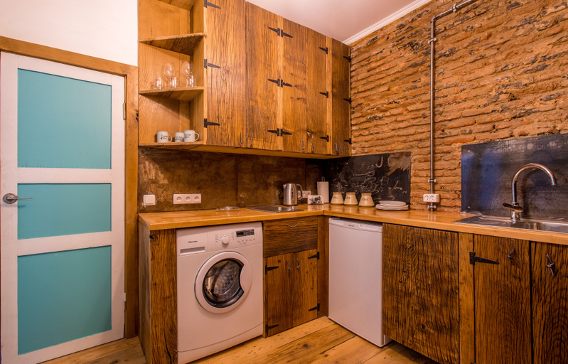 Others 5, H&B apartments Zurab Zhvania, Tbilisi