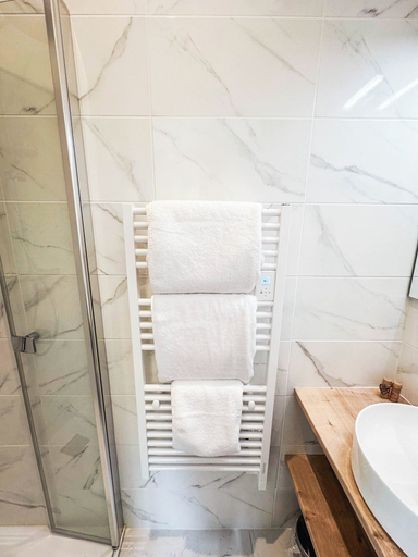 Bathroom 3, WeLiving, Calvados