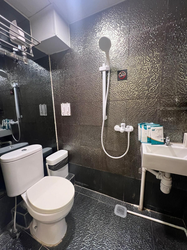 Bathroom, The Secret Garden Guesthouse , Kowloon