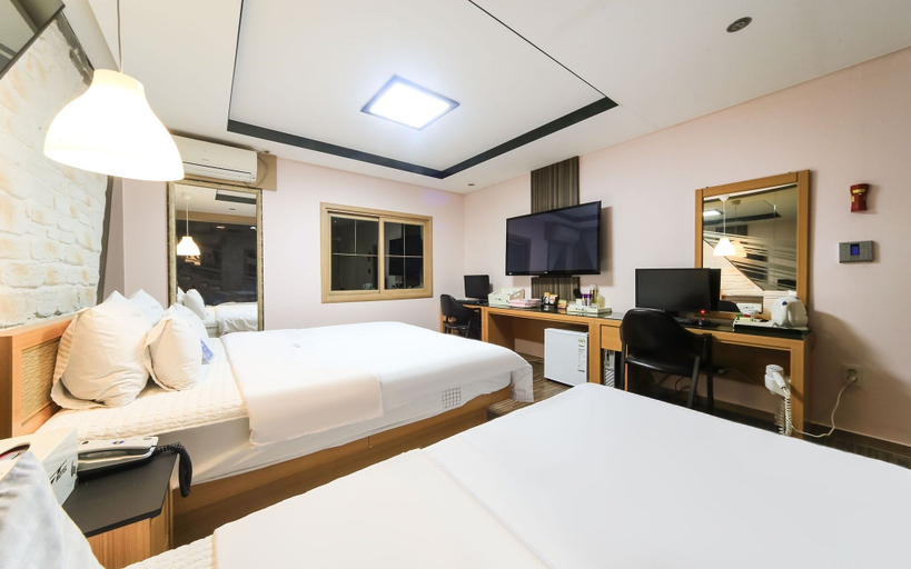 Bedroom 4, Busan Goejeong GT, Saha