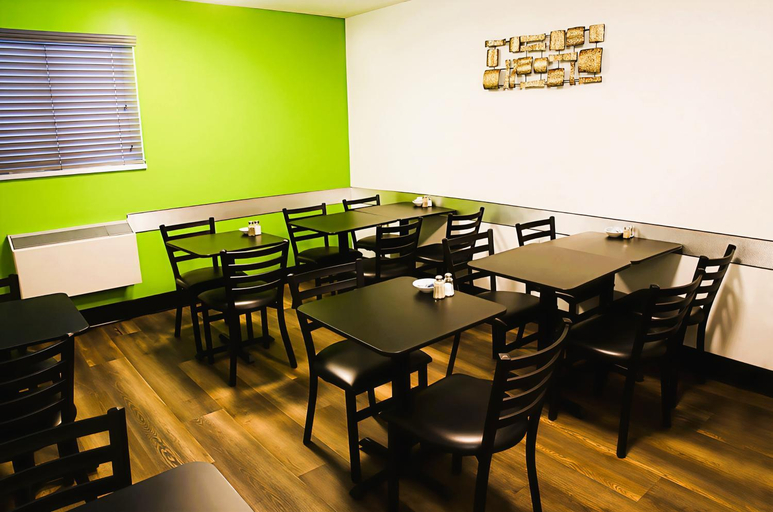 Food & Drinks 4, Coastal Inn Moncton/ Dieppe, Westmorland