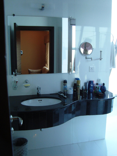 Bathroom 4, Akbars Kinara, Gujranwala