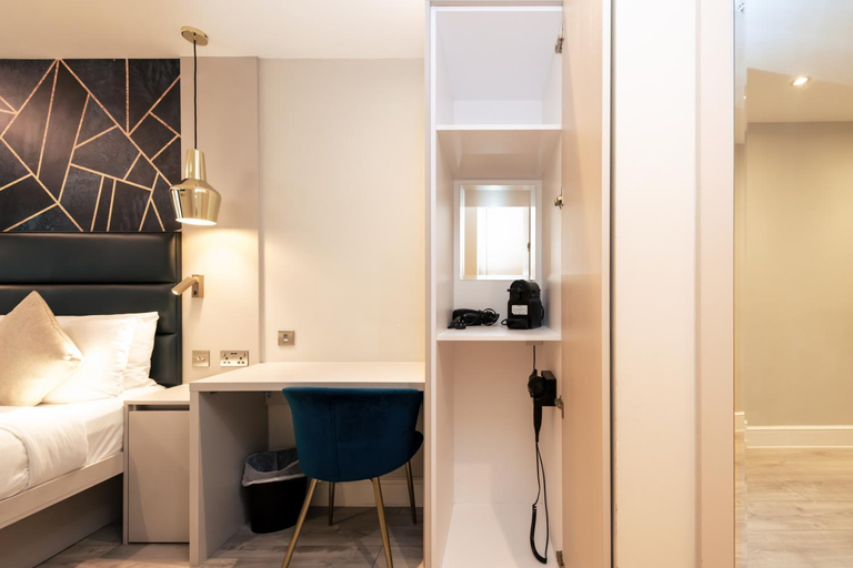 Bedroom 2, NOX Kensington, London