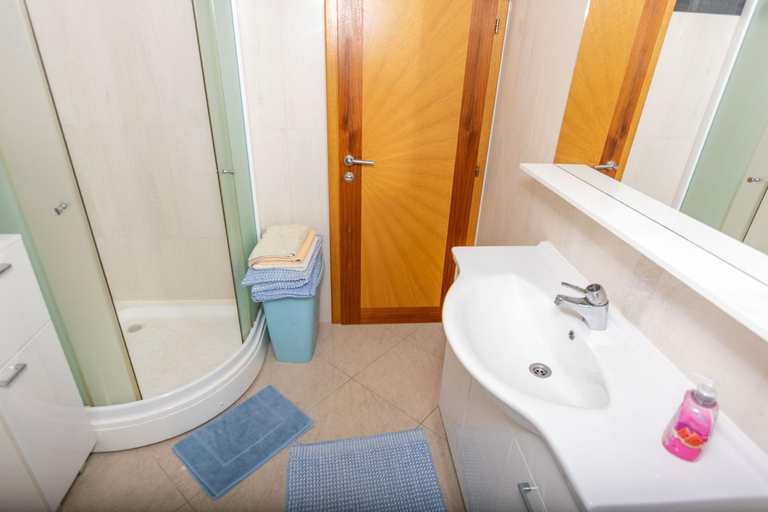 Bathroom 4, Apartments Sunset Near Beach, Podstrana