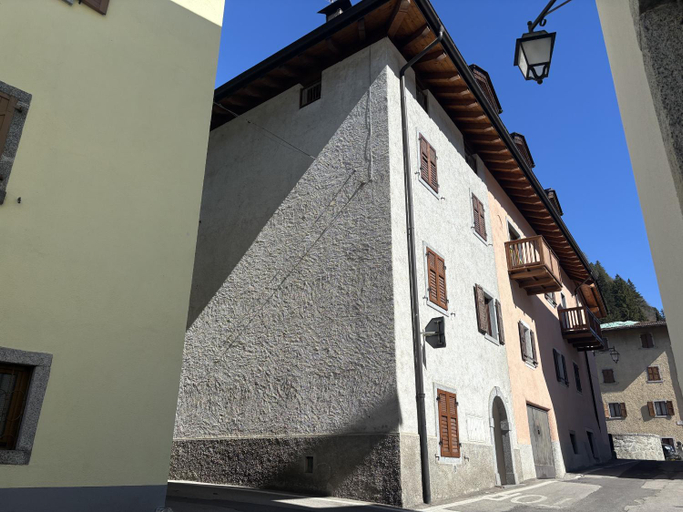 Others 4, 061 Bilocale Mansarda, Carisolo, Trento
