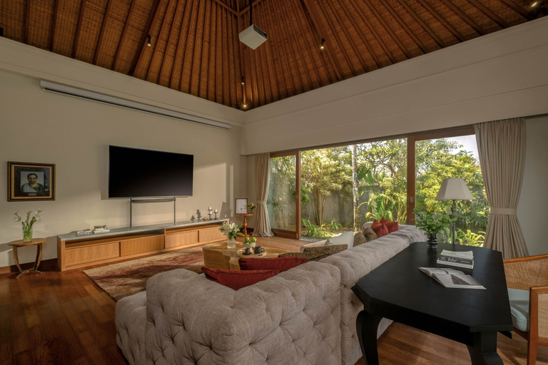 Living area 4, The Shanti Residence By Nakula, Badung