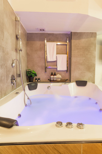 Others 2, Mamilla View - Suites & Apt Hotel