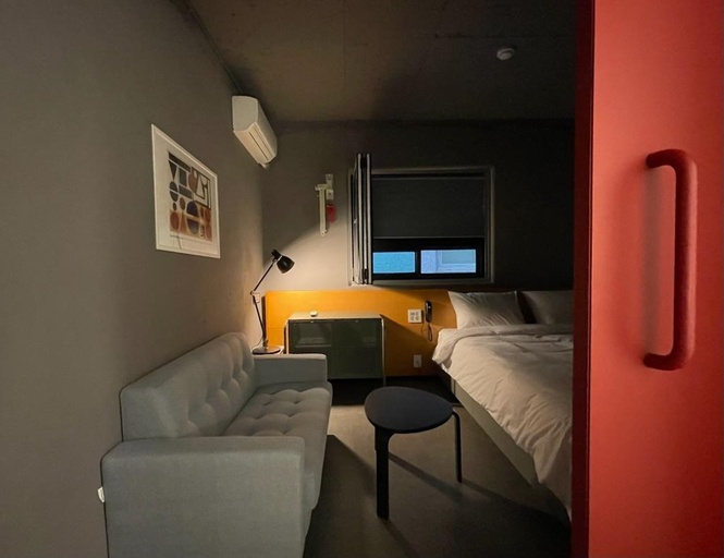 Bedroom 3, Seongnam (Peony) Bunker 1148, Songpa