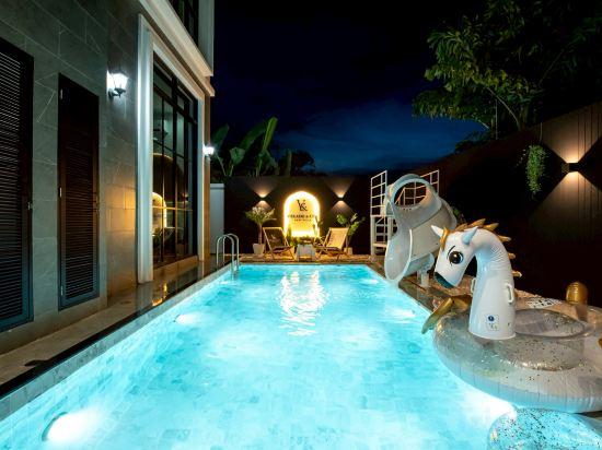 4, Modern 3BR British Pool Villa + 5KM Jomtien Beach, Pattaya