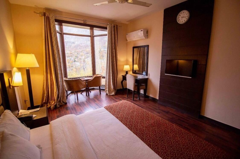 Bedroom 3, Hunza Darbar Hotel, Northern Areas