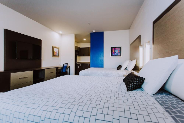 Bedroom 2, Palace Inn Blue Airtex, Houston