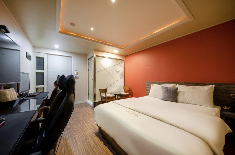 Bedroom 4, Changwon Sangnam Angel Hotel, Changwon