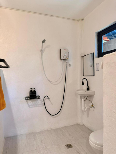Bathroom 4, Stone Manor Inn, Busuanga