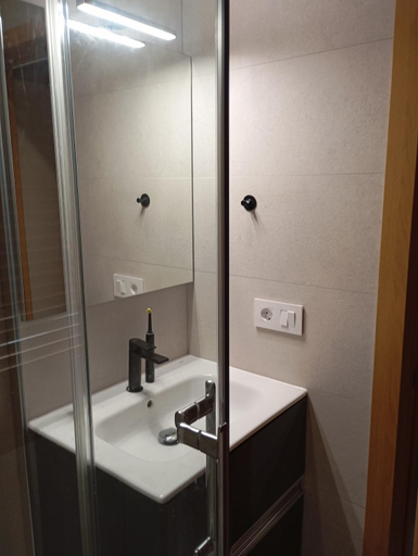 Bathroom, Loreto House, Las Palmas