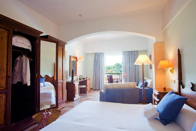 Bedroom 3, Cala Sant Vicenç - ADULTS ONLY, Baleares