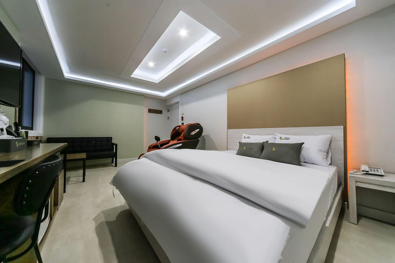 Bedroom 2, Daegu Gwaneumdong Sweet Hotel, Chilgok