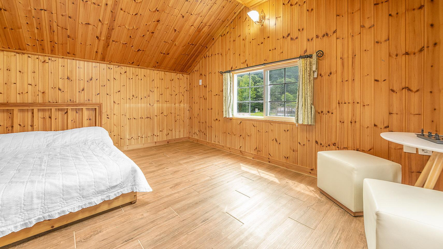 Bedroom 2, Pocheon Aleumdaun Pension, Cheorwon