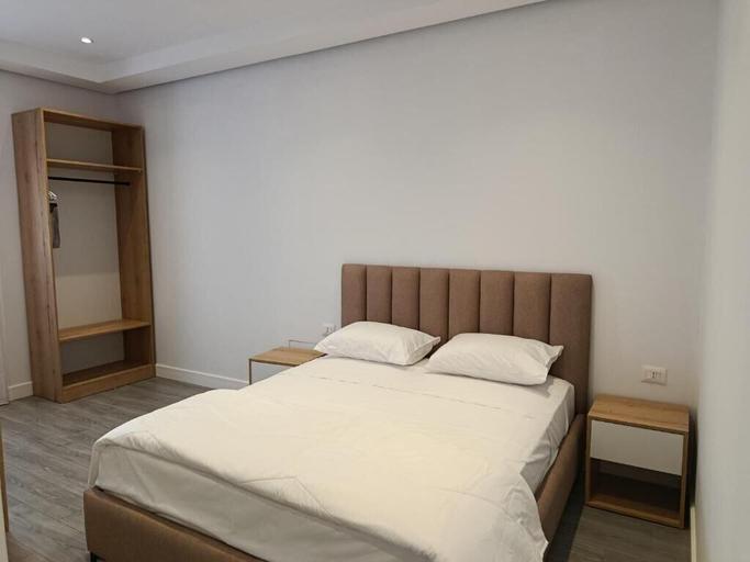 Room 2, Rezidenca Pahumi 2, Durrësit