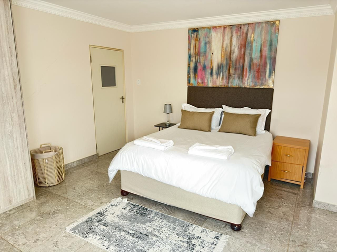 Room 4, Kairos Guest House