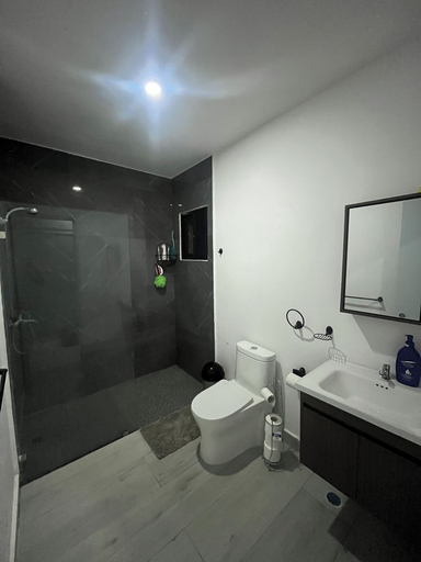 Bathroom 2, Ruka Hotel, Salvaleon de Higuey