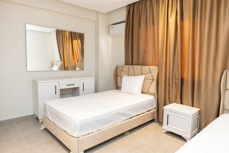 Room 2, Lurette Hotel, Yusuf as-Sidiq