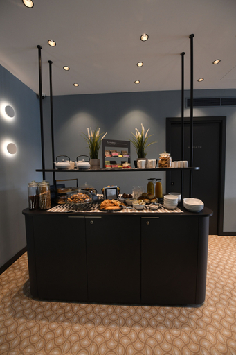 Food & Drinks 5, Victoria by Petit Chic