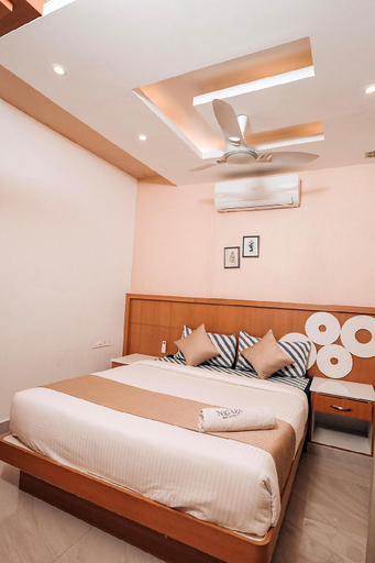 Bedroom 2, Hotel Nigara Residency, Idukki