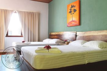 Others 5, Hotel Samanu, Compostela