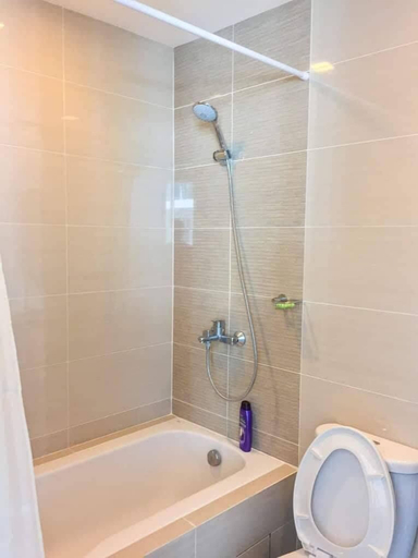 Bathroom 5, Resort Condo in Mactan Cebu, Lapu-Lapu City