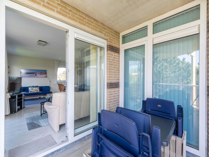 Others 4, Cozy Dune-View Apartment, Den Helder