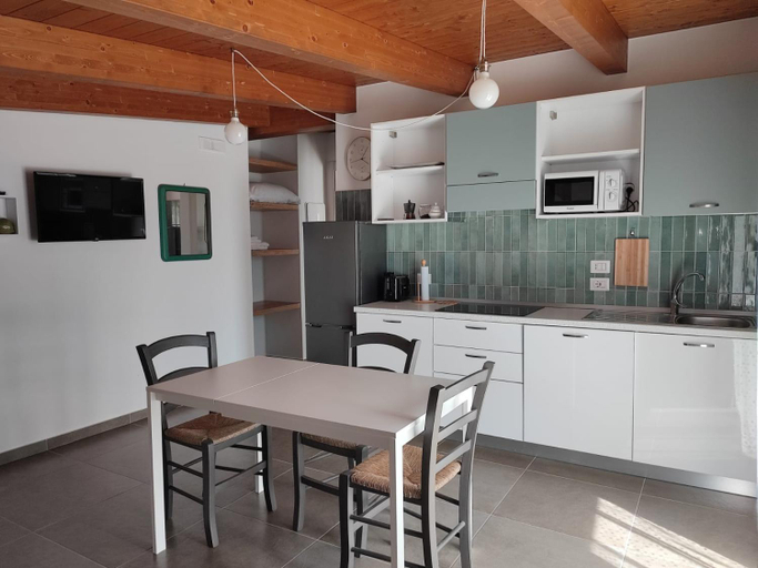Others 5, Le Bisceglie, Salerno