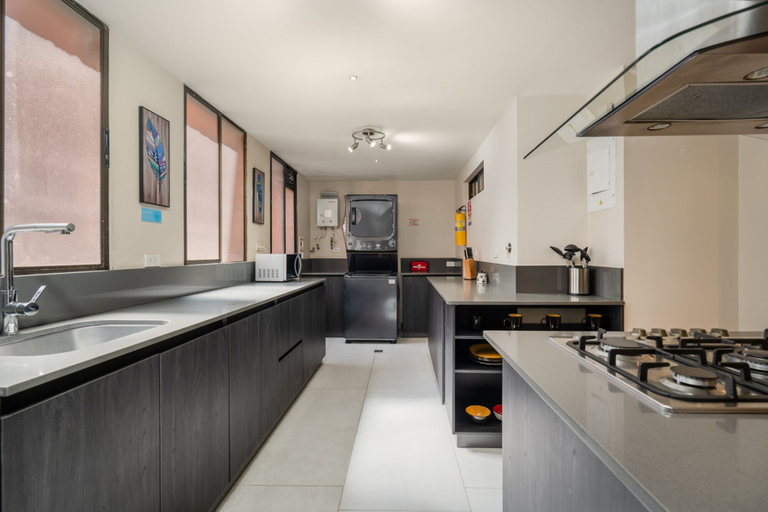 Room 4, Ayamonte - 201 in Medell n, Medellín