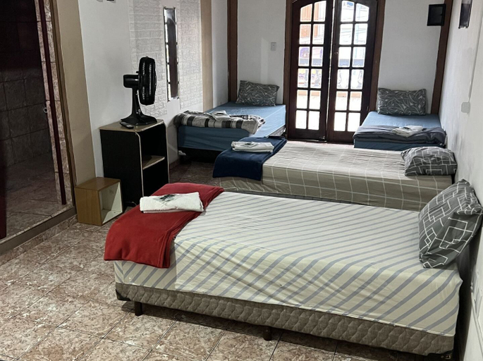 Bedroom 2, Haja Luz Pousada em Itaquaquecetuba, Itaquaquecetuba